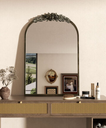 Antique Wall Mirror, Vintage Baroque Arched Brass Mirror Metal Frame Decorative - 60.5cm x 91.6cm