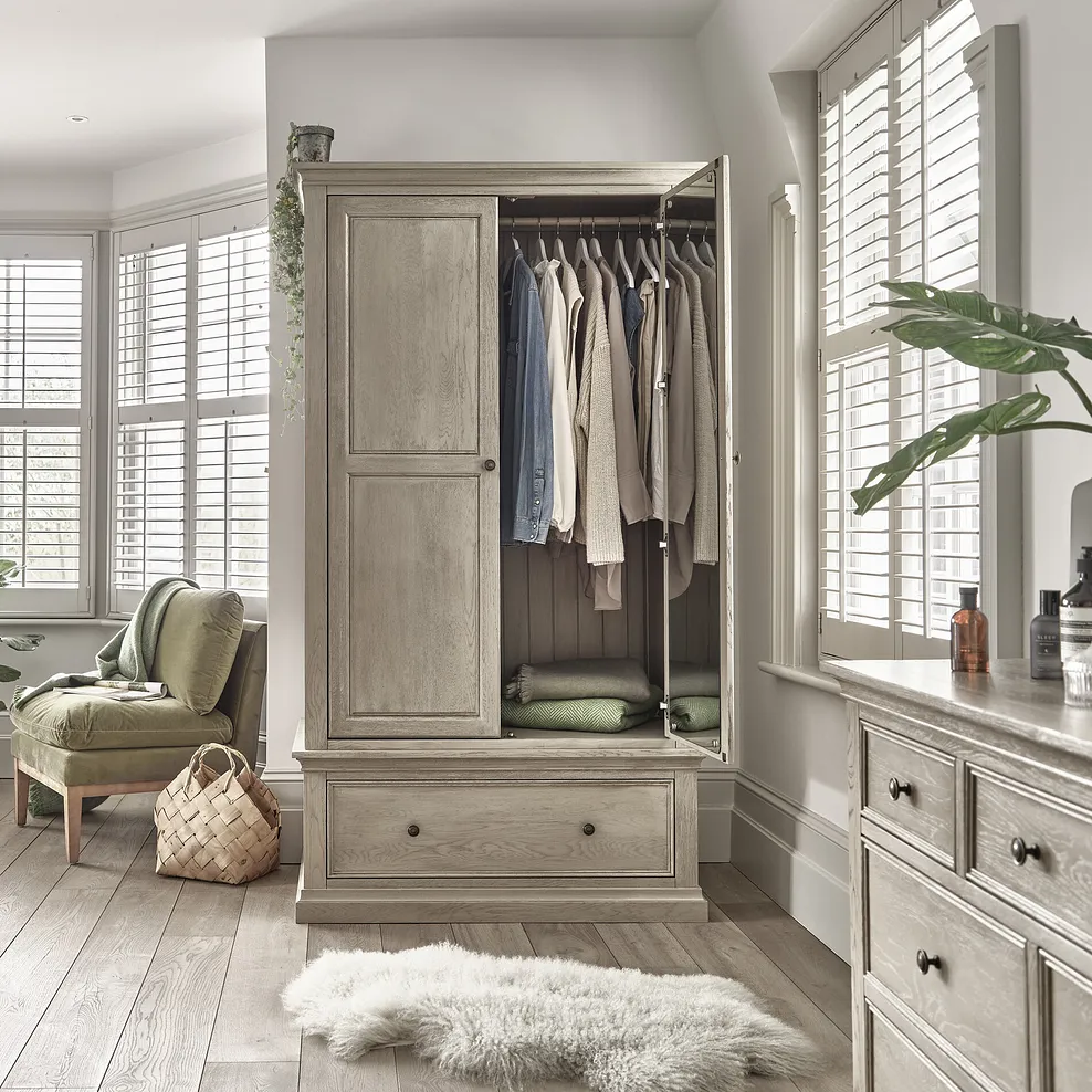 BURLEIGH Double Wardrobe Weathered Oak