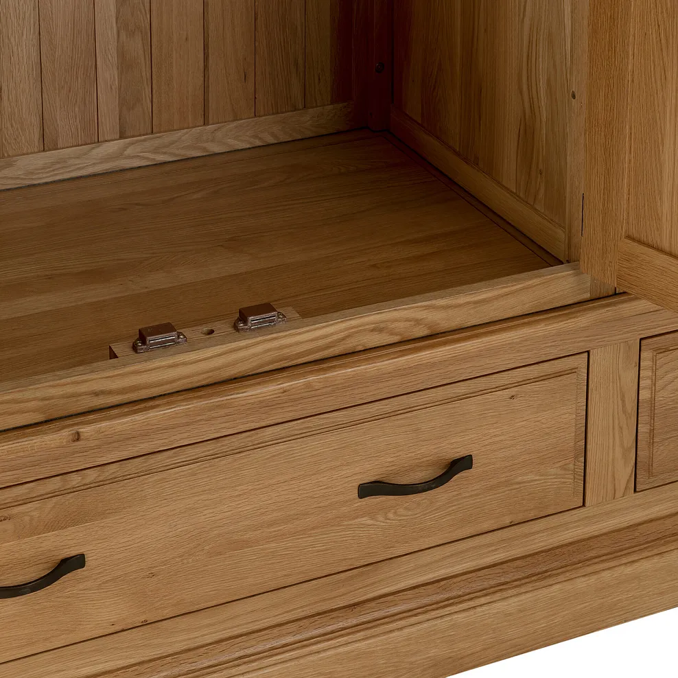 CANTERBURY Triple Wardrobe Natural Solid Oak - Image 10