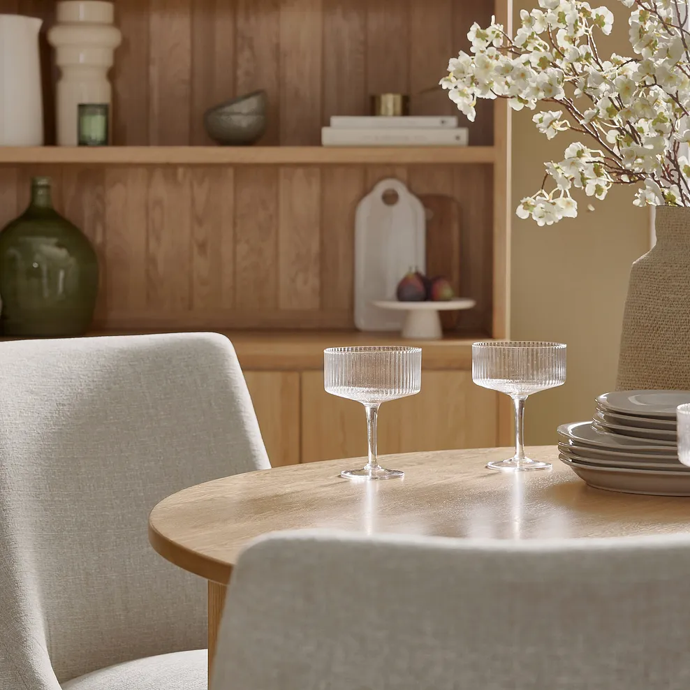 DURHAM Round Dining Table Natural Oak - Image 4