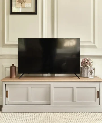 HENLEY TV Unit Natural Solid Oak & Painted