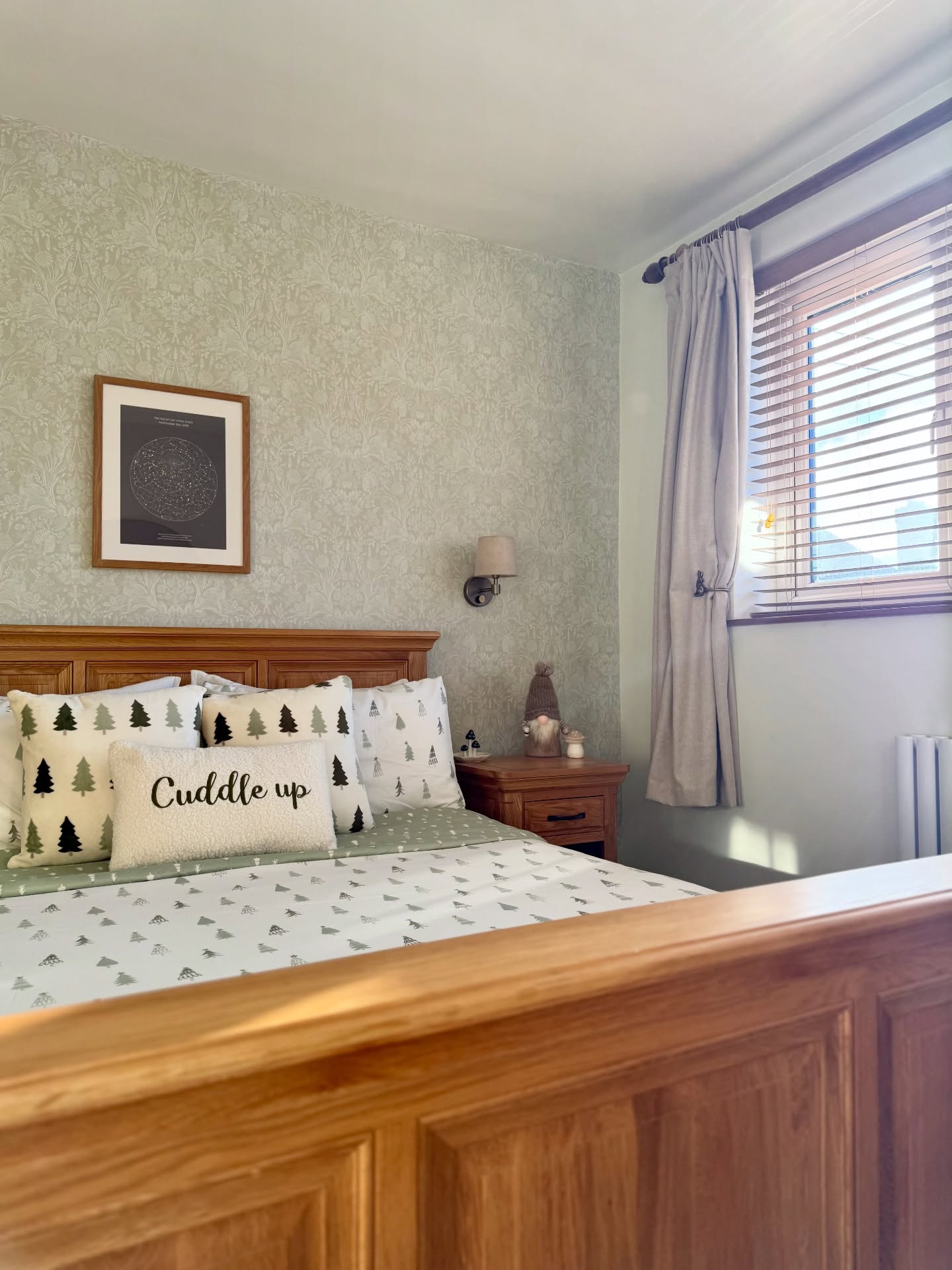 CANTERBURY Double Bed Natural Solid Oak - Image 7