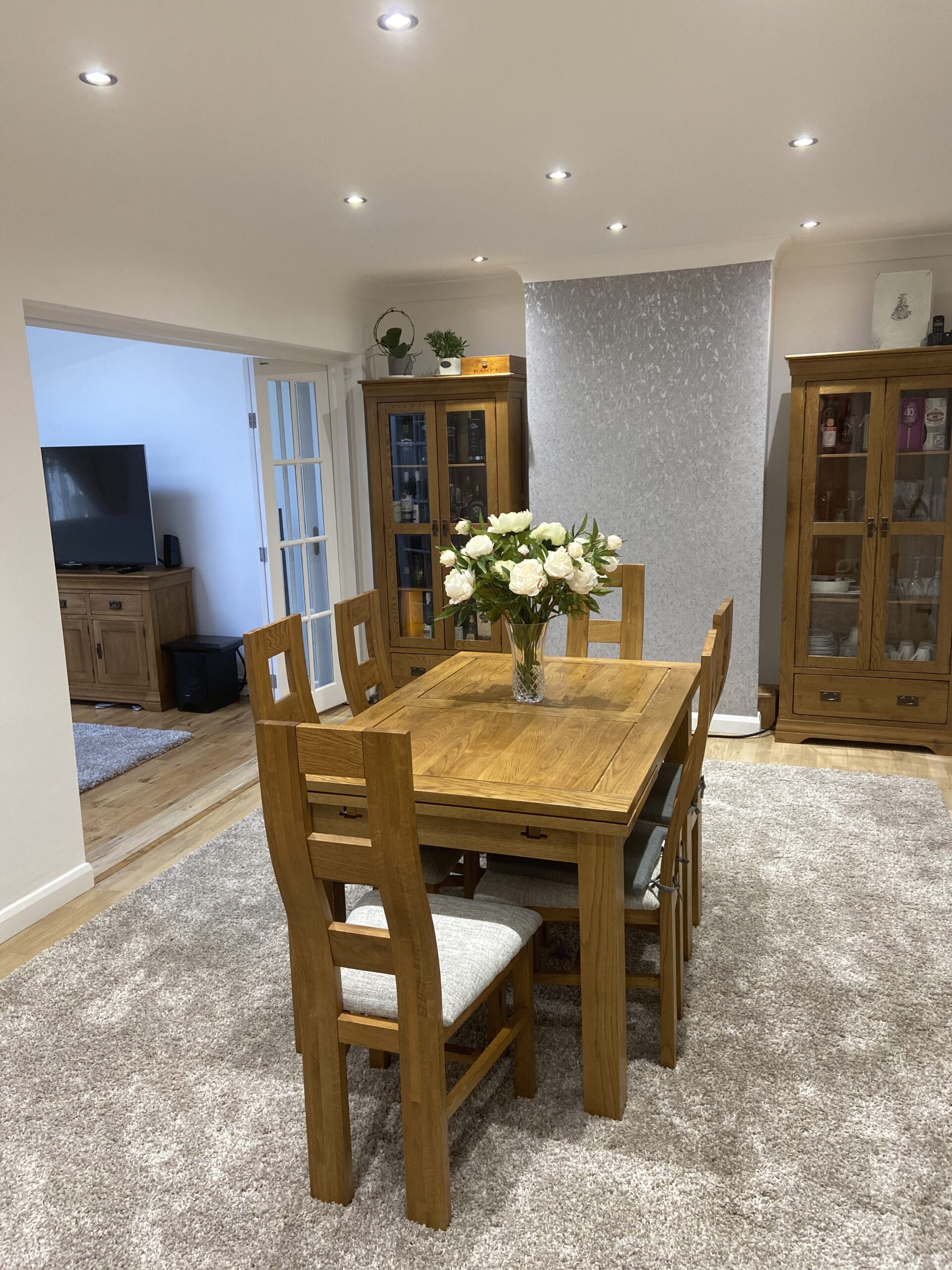 DORSET 4ft 7" Extending Dining Table with 6 Chairs Natural Solid Oak - Image 14