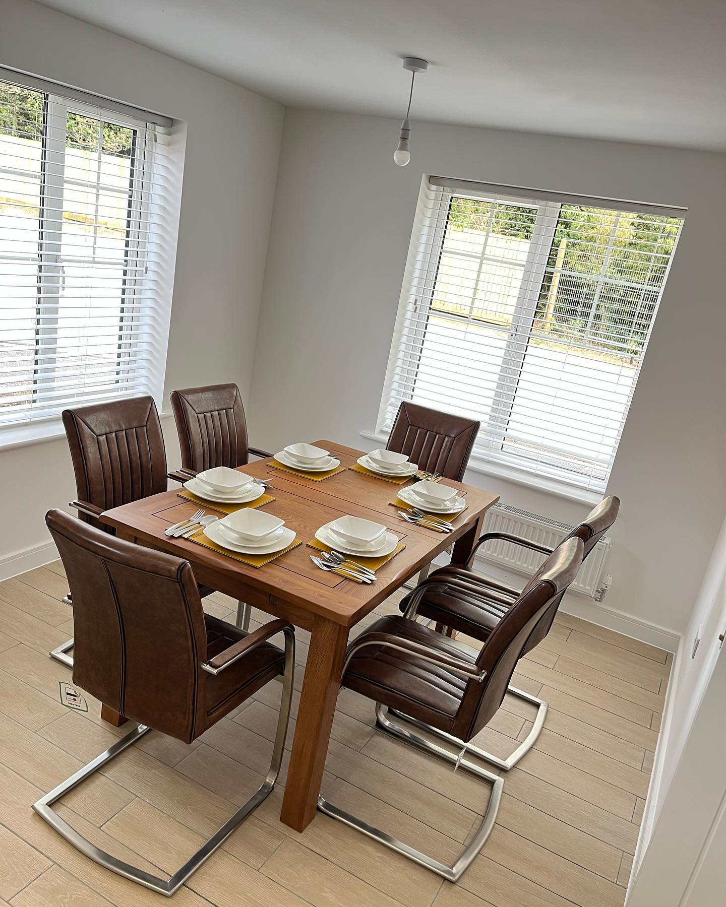 BAILEY Vintage Tan Chair Steel Metal - Image 7