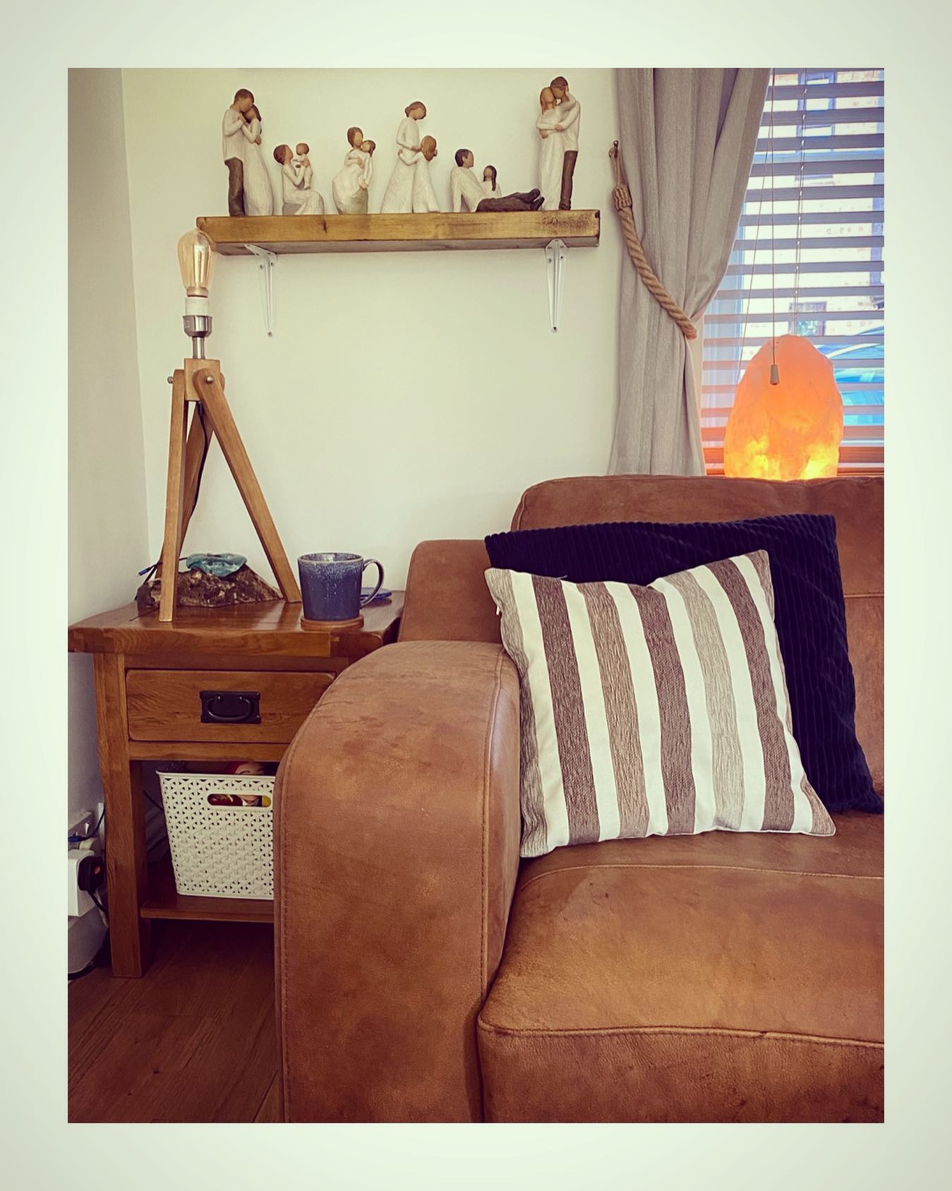 ORIGINAL RUSTIC Side Table Rustic Solid Oak - Image 8