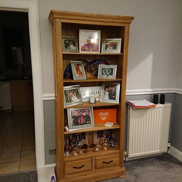 CANTERBURY Tall Bookcase Natural Solid Oak - Image 9