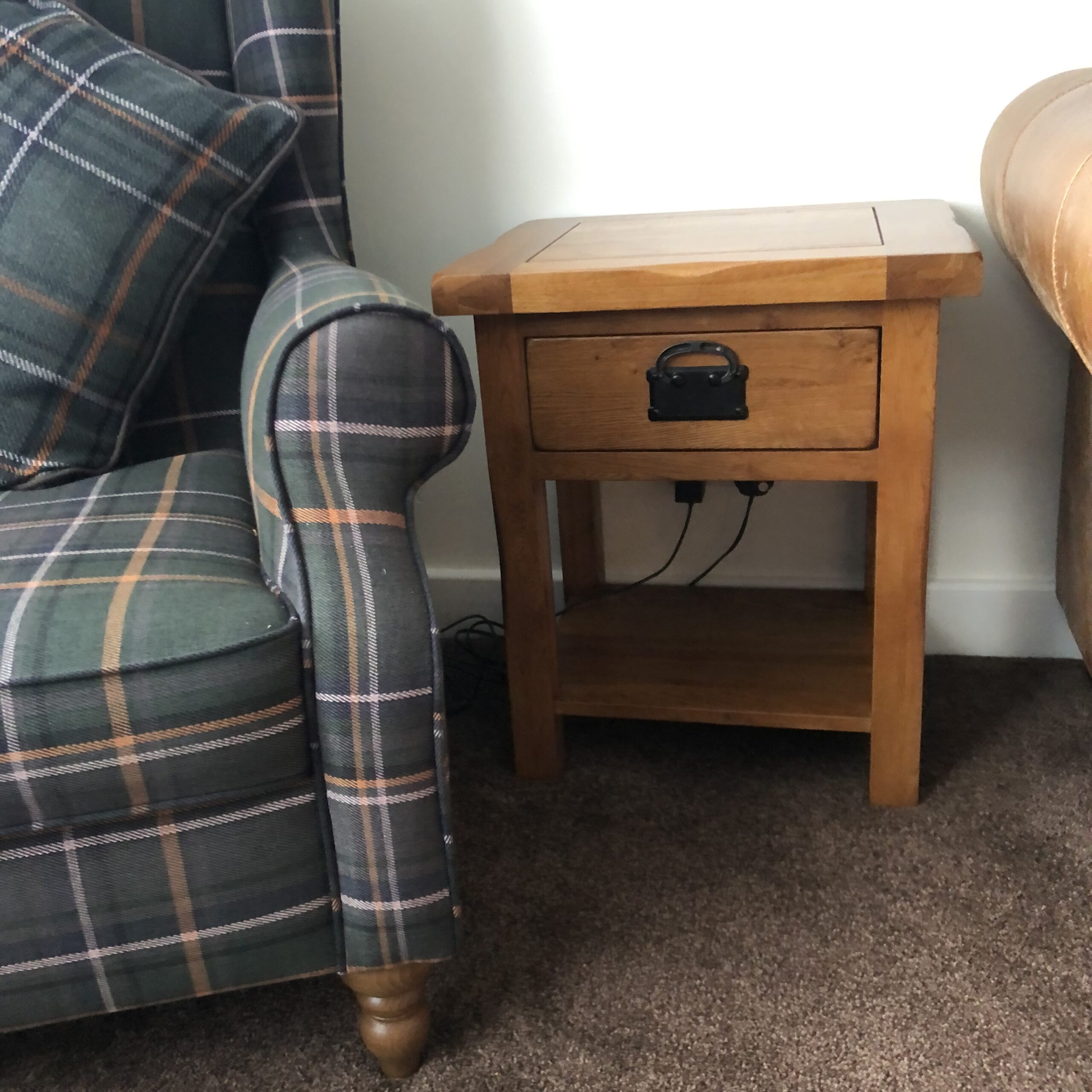 ORIGINAL RUSTIC Side Table Rustic Solid Oak - Image 9