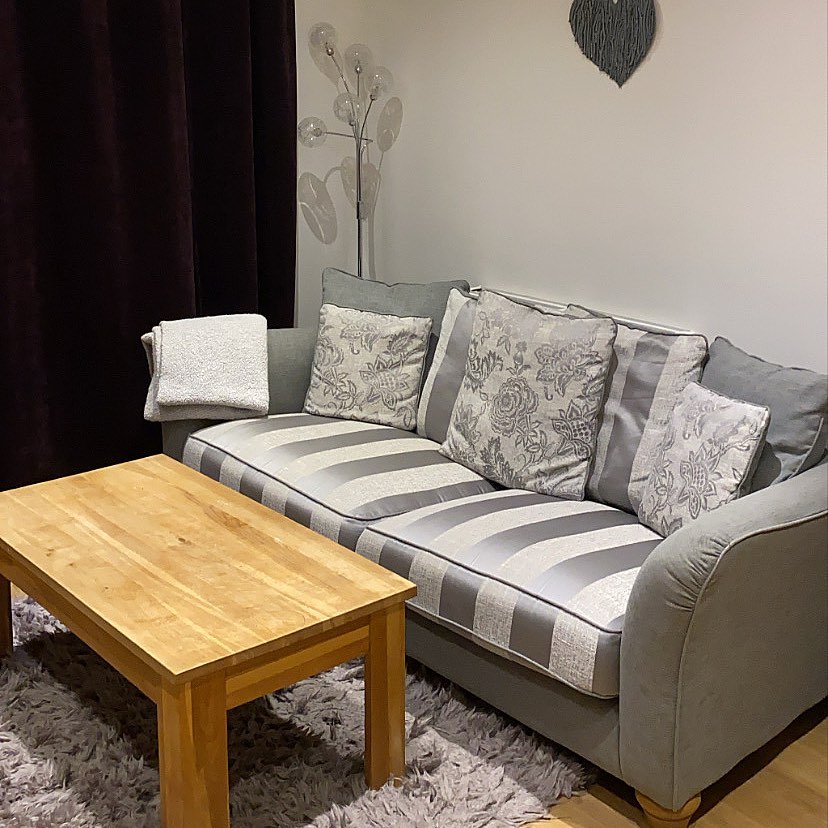 MINIMALIST Coffee Table Natural Solid Oak - Image 5