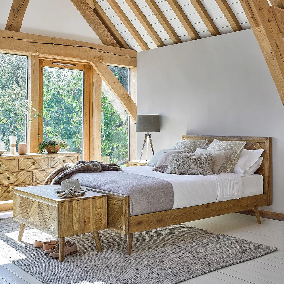 PARQUET King-Size Bed Brushed & Glazed Solid Oak