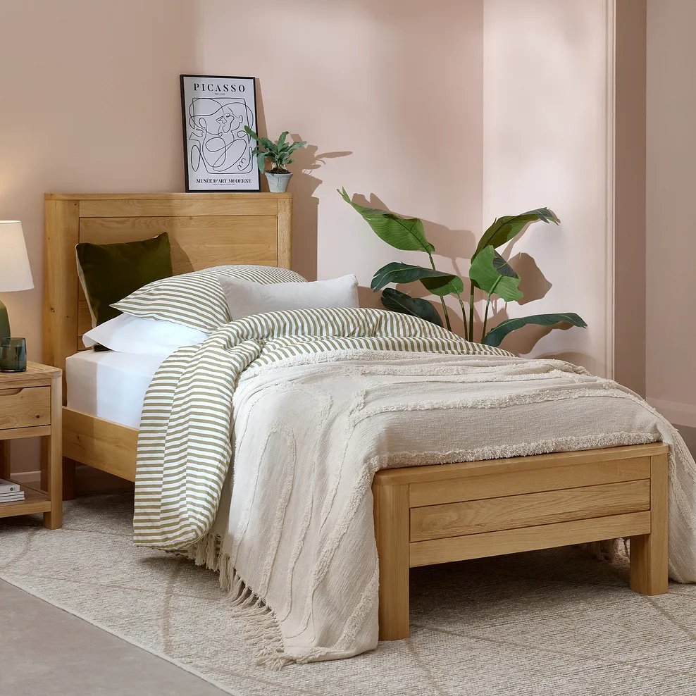 ROMSEY Single Bed Natural Solid Oak