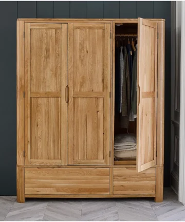 ROMSEY Triple Wardrobe Natural Solid Oak